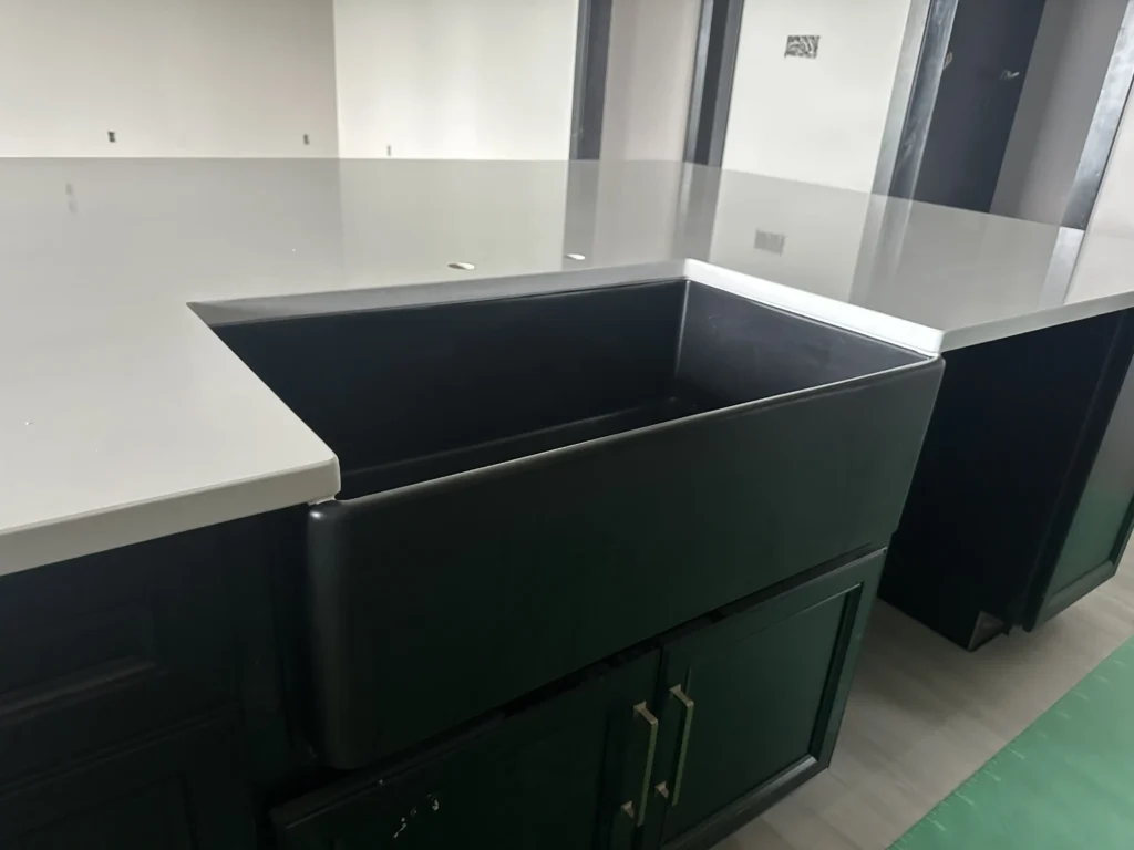 Stainless steel Kitchen sink. 
Countertops granite, quartz countertops, Quartzite Countertops, Bathroom Countertops, Countertops Near me. Countertop installer. Quartz colors Granite Countertops silestone, Quartzite. 