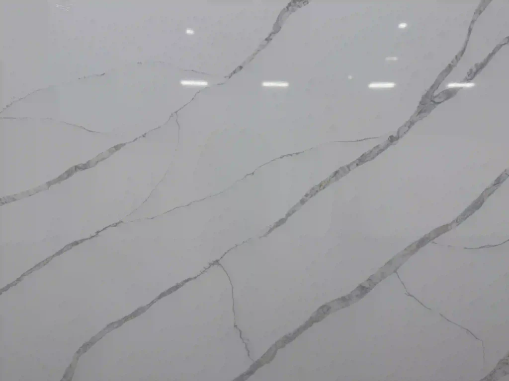 QUARTZ-CALACATTA